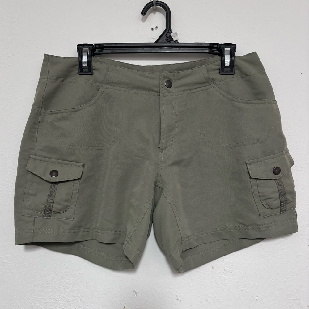 Magellan Sportswear Olive Green Cargo Hiking Nylon Shorts Multi Pockets Size 6